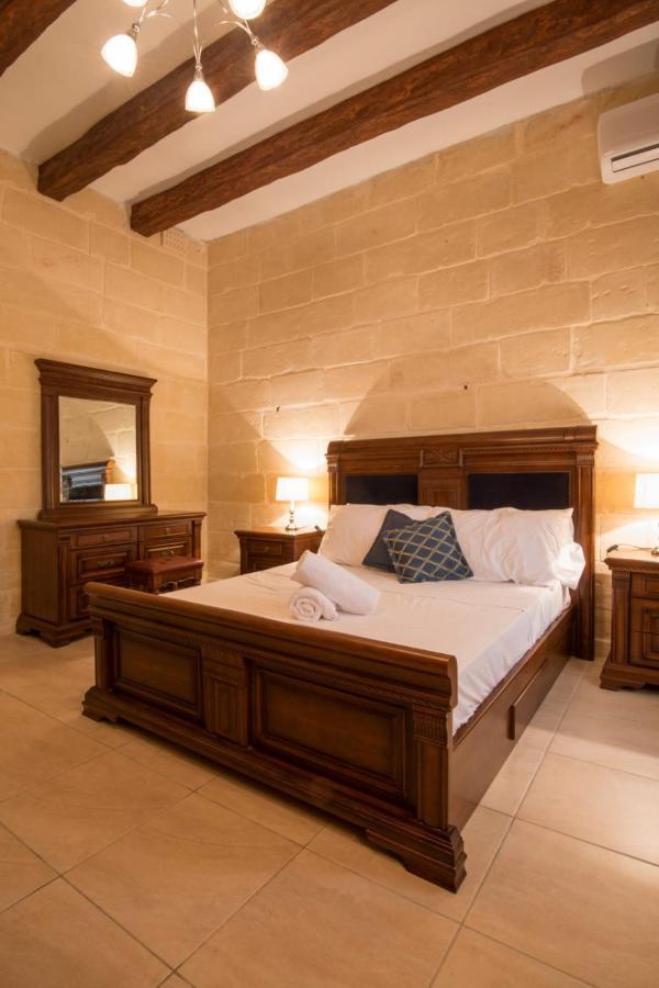 Valletta Grand Central Екстериор снимка