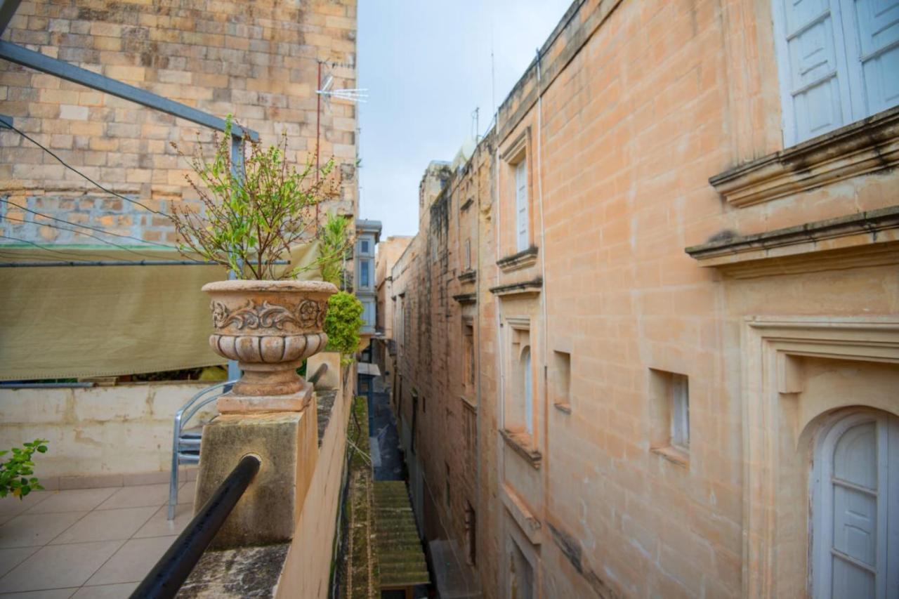 Valletta Grand Central Екстериор снимка