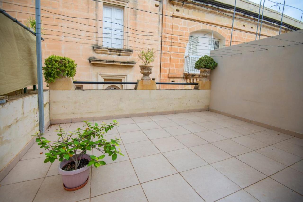 Valletta Grand Central Екстериор снимка