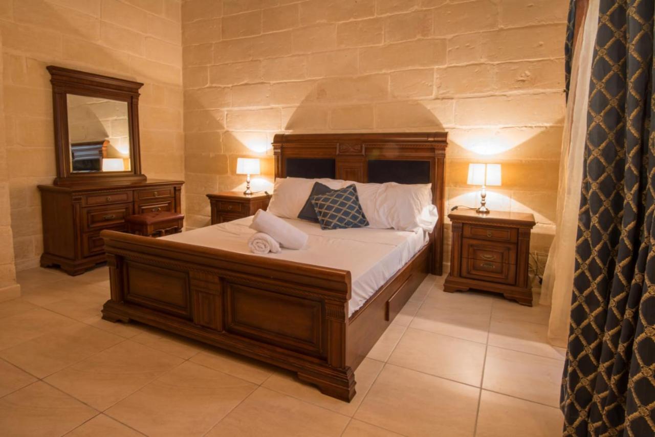 Valletta Grand Central Екстериор снимка